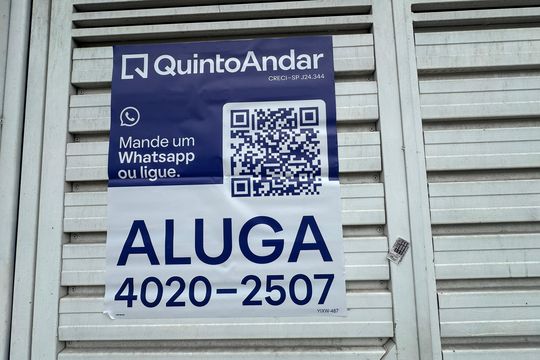 Fachada de casa para alugar com 2 quartos, 78m² em Votupoca, Barueri