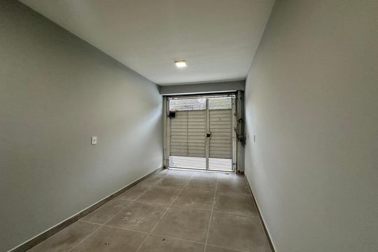 Garagem de casa para alugar com 2 quartos, 65m² em Votupoca, Barueri