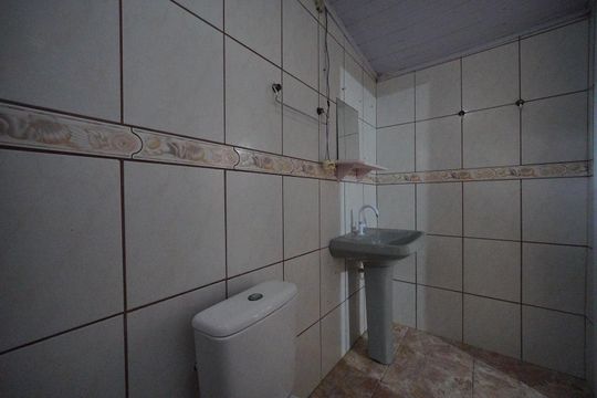 Banheiro de casa para alugar com 2 quartos, 100m² em Ingleses Norte, Florianópolis
