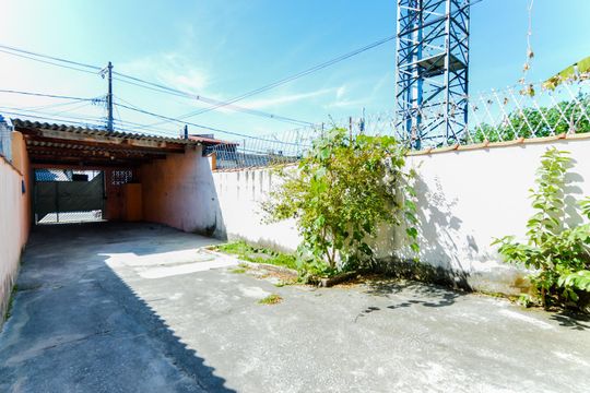 Garagem de casa para alugar com 3 quartos, 200m² em Vila Girassol, Guarulhos