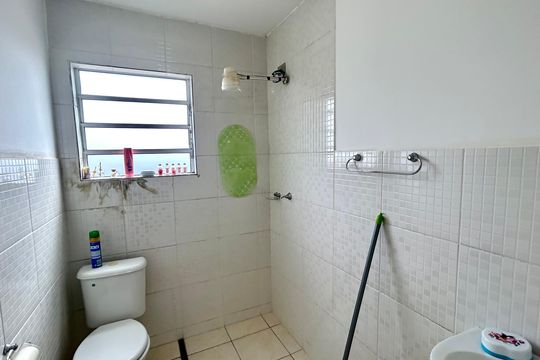 Banheiro de apartamento para alugar com 2 quartos, 44m² em Vila Sadokim, Guarulhos