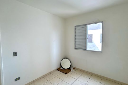 Quarto 1 de apartamento para alugar com 2 quartos, 44m² em Vila Sadokim, Guarulhos