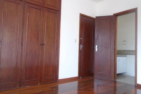 Quarto de apartamento para alugar com 3 quartos, 120m² em Serra, Belo Horizonte