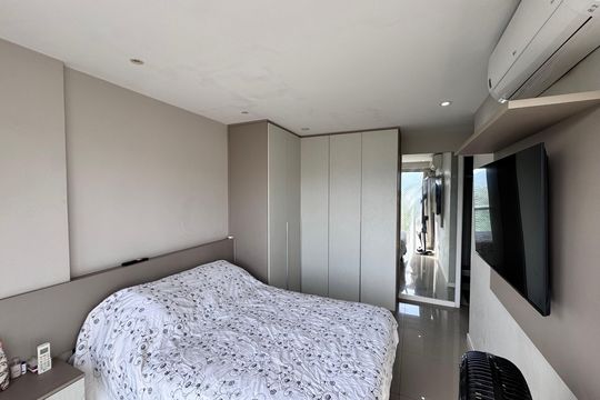 Suíte de apartamento à venda com 2 quartos, 70m² em Recreio dos Bandeirantes, Rio de Janeiro