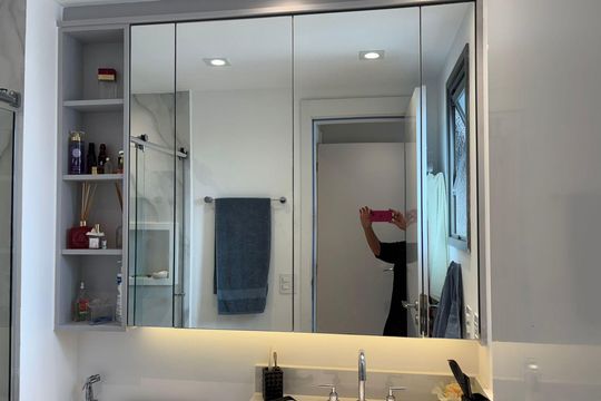 Banheiro de apartamento à venda com 2 quartos, 104m² em Vila Mariana, São Paulo