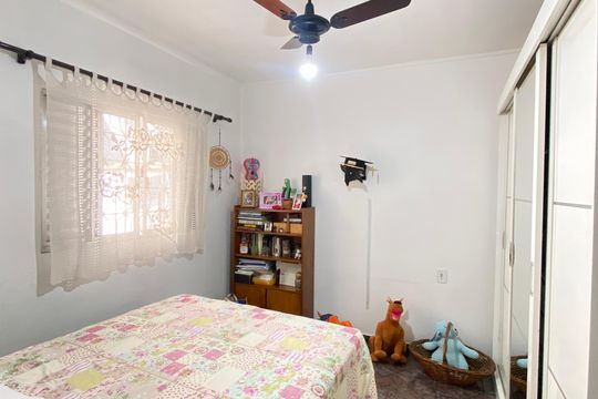 Quarto 4 de casa à venda com 4 quartos, 250m² em Vila Yara, Osasco