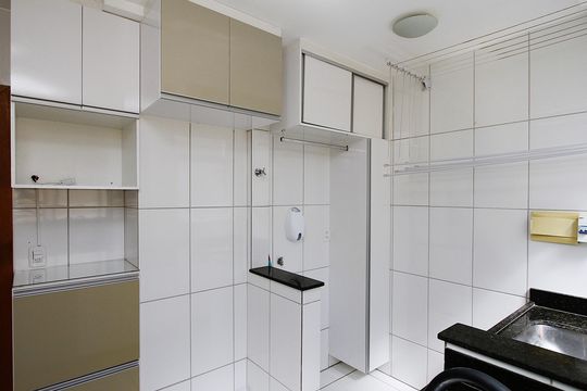 Cozinha de apartamento para alugar com 3 quartos, 64m² em Monsenhor Messias, Belo Horizonte