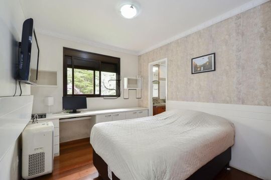 Apartamento à venda com 4 quartos, 210m² em Vila Morumbi, São Paulo