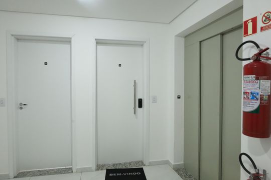 Área comum - Saguão do andar de apartamento à venda com 2 quartos, 56m² em Vila Giordano, São Paulo