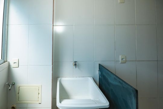 Área de Serviço de apartamento para alugar com 2 quartos, 50m² em Vera Lúcia (justinópolis), Ribeirão das Neves