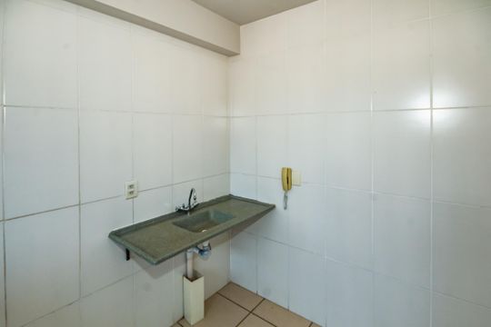Cozinha de apartamento para alugar com 2 quartos, 50m² em Vera Lúcia (justinópolis), Ribeirão das Neves