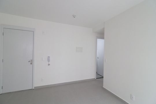Sala de apartamento à venda com 2 quartos, 40m² em Jurubatuba, São Paulo