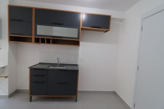 Cozinha de apartamento para alugar com 2 quartos, 40m² em Jurubatuba, São Paulo
