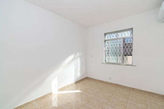 Quarto 1 de apartamento à venda com 3 quartos, 84m² em Vaz Lobo, Rio de Janeiro