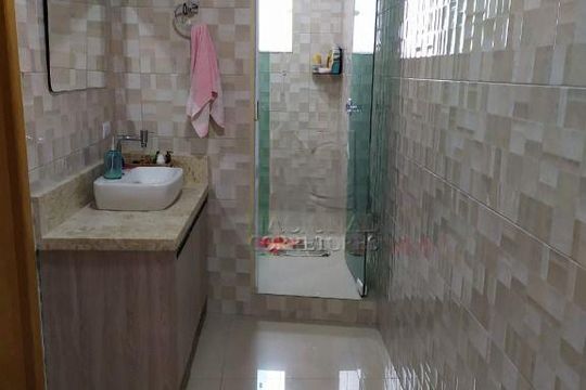 Casa à venda com 3 quartos, 252m² em Jardim Marek, Santo André