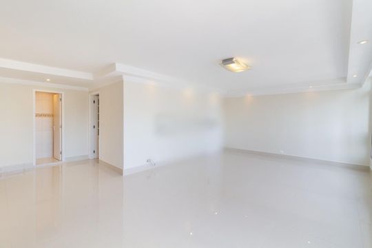 Apartamento para alugar com 4 quartos, 200m² em Jardim Paulista, São Paulo