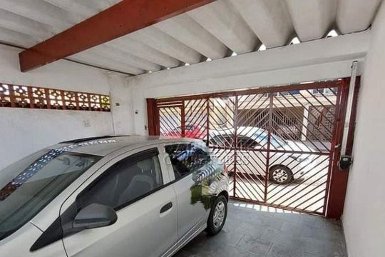 Casa à venda com 4 quartos, 169m² em Vila Lucinda, Santo André