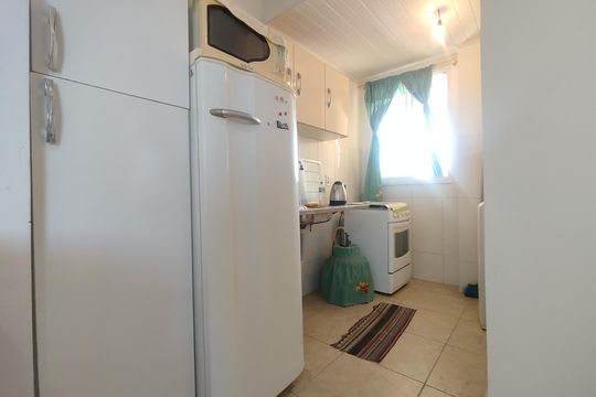 Cozinha de apartamento para alugar com 2 quartos, 45m² em Restinga, Porto Alegre
