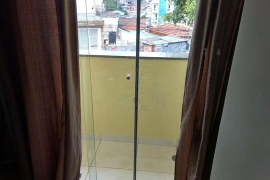 Casa à venda com 3 quartos, 200m² em Vila Curuçá, Santo André