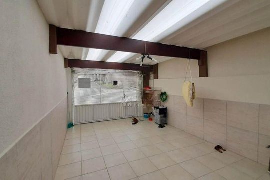 Casa à venda com 4 quartos, 279m² em Vila Lucinda, Santo André