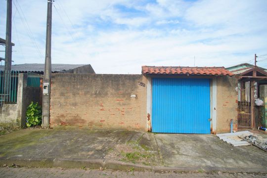 Fachada de casa à venda com 2 quartos, 49m² em Campina, São Leopoldo