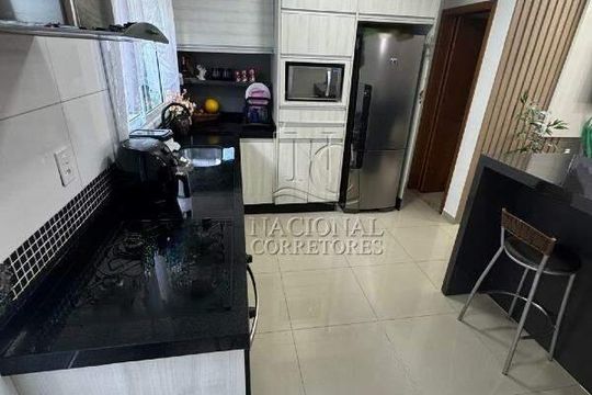 Casa à venda com 2 quartos, 75m² em Parque Novo Oratório, Santo André