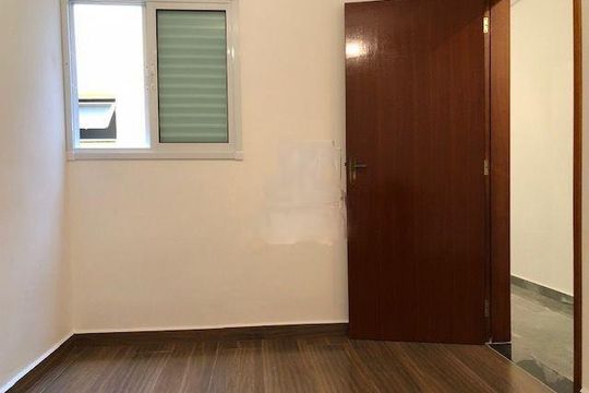 Casa à venda com 3 quartos, 137m² em Vila Camilópolis, Santo André