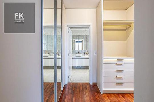 Casa à venda com 4 quartos, 370m² em Alphaville, Santana de Parnaíba