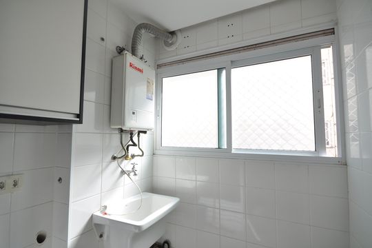 Área de serviço de apartamento para alugar com 2 quartos, 60m² em Vila Nova Mazzei, São Paulo