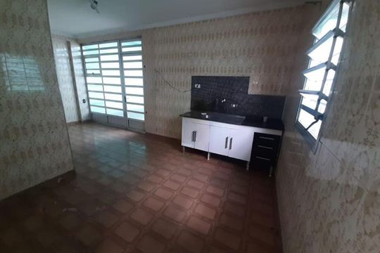 Casa à venda com 2 quartos, 216m² em Vila Margarida, São Paulo