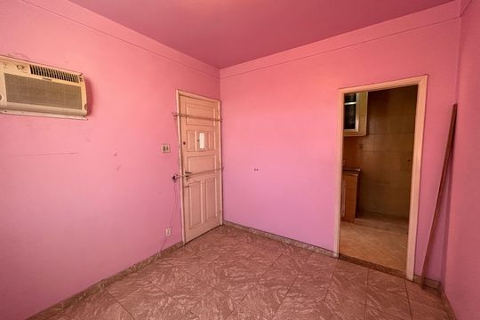 Sala de casa para alugar com 1 quarto, 45m² em Osvaldo Cruz, Rio de Janeiro