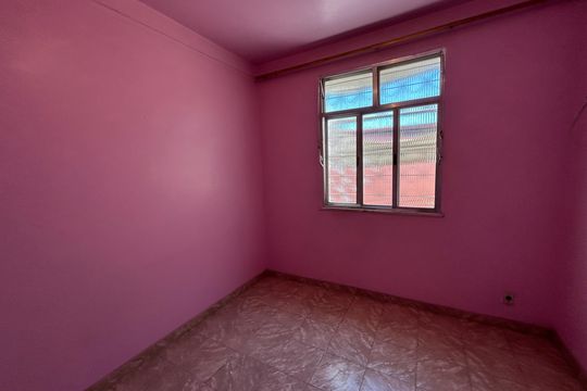 Sala de casa para alugar com 1 quarto, 45m² em Osvaldo Cruz, Rio de Janeiro