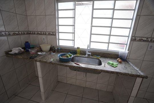 Casa para alugar com 3 quartos, 390m² em Jardim Itaipú, Goiânia