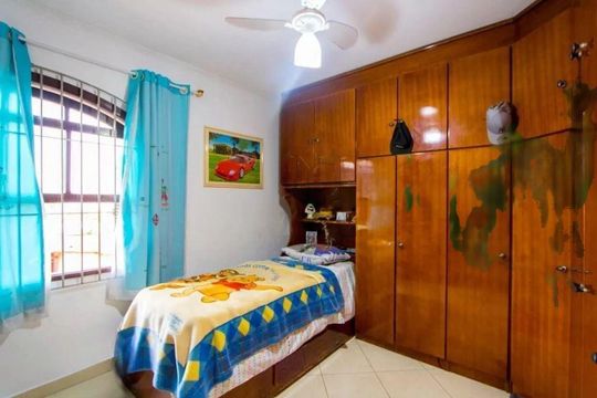 Casa à venda com 3 quartos, 200m² em Jardim Stella, Santo André