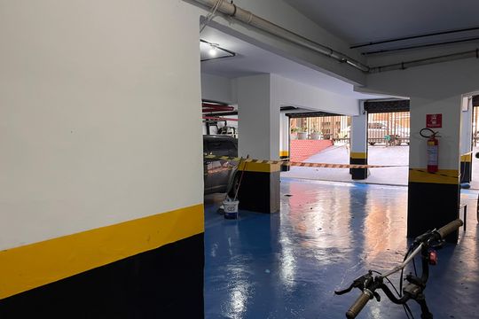 Garagem  de apartamento para alugar com 2 quartos, 68m² em Copacabana, Rio de Janeiro