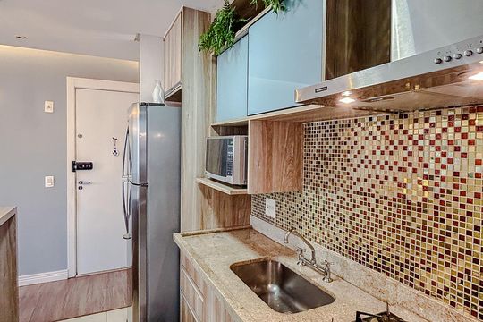 Cozinha de apartamento para alugar com 3 quartos, 68m² em Guaiauna, São Paulo