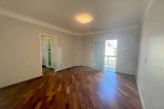 Casa à venda com 2 quartos, 244m² em Parque Bandeirante, Santo André
