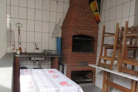 Casa à venda com 3 quartos, 173m² em Jardim Las Vegas, Santo André