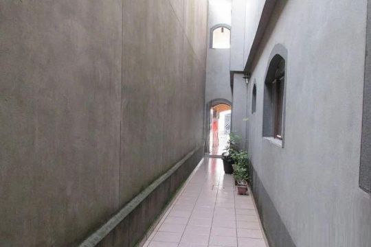 Casa à venda com 3 quartos, 173m² em Jardim Las Vegas, Santo André