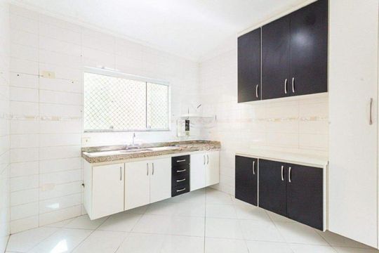 Casa à venda com 3 quartos, 197m² em Vila Boa Vista, Santo André