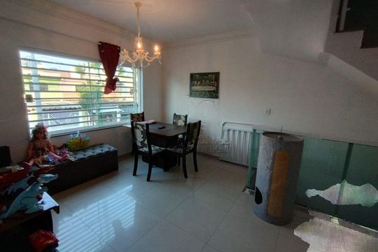 Casa à venda com 4 quartos, 110m² em Vila Pires, Santo André