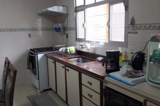 Casa à venda com 4 quartos, 225m² em Vila Clarice, Santo André