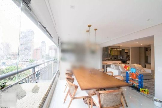 Apartamento à venda com 3 quartos, 137m² em Chácara Santo Antônio, São Paulo