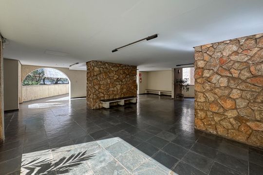 Apartamento à venda com 2 quartos, 60m² em Santa Efigênia, Belo Horizonte