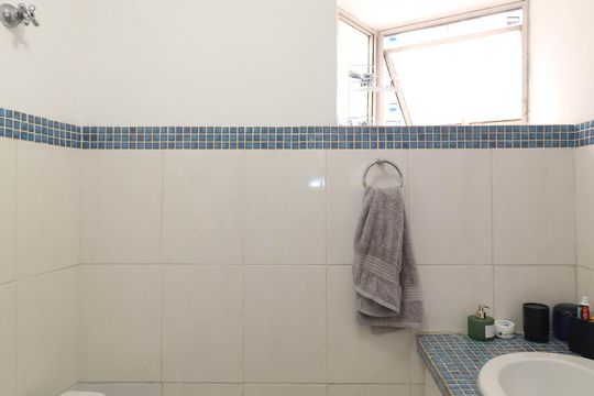 Banheiro de apartamento à venda com 2 quartos, 78m² em Pinheiros, São Paulo