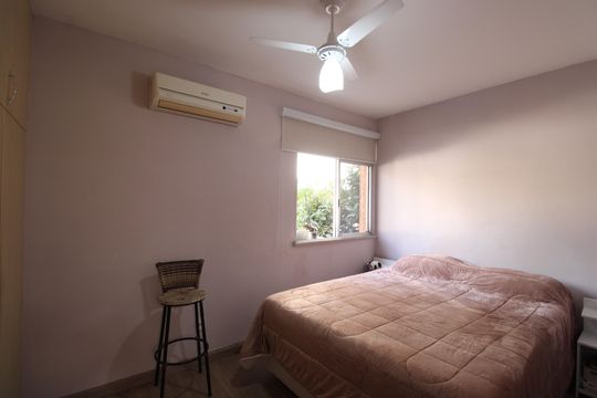 Quarto 1 de apartamento à venda com 2 quartos, 55m² em Jacarepaguá, Rio de Janeiro