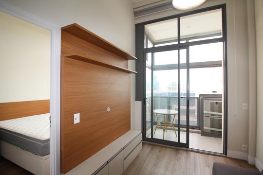 Sala de apartamento para alugar com 1 quarto, 33m² em Indianópolis, São Paulo