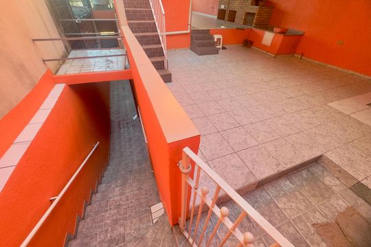 Quintal de casa para alugar com 2 quartos, 118m² em Jardim Novo Portugal, Guarulhos