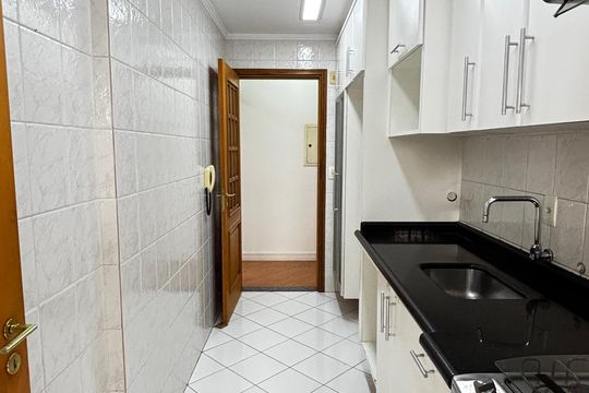 Cozinha de apartamento para alugar com 2 quartos, 76m² em Vila Assunção, Santo André
