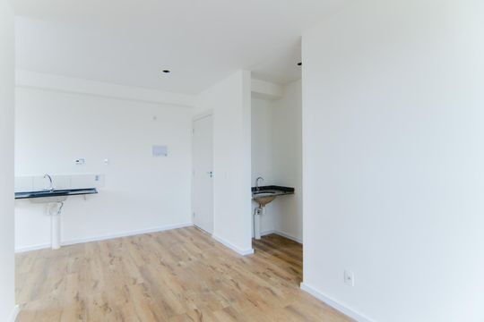 Sala de apartamento para alugar com 2 quartos, 40m² em Centro, Guarulhos